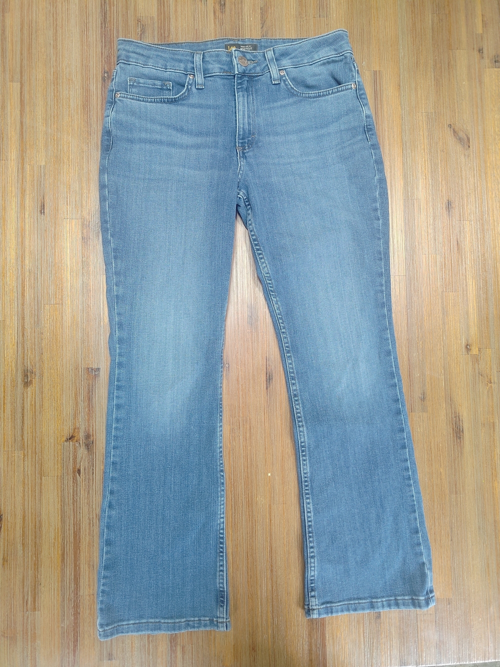 Lee Denim Mid Rise Bootcut Women's Size 8 Medium Blue Jeans